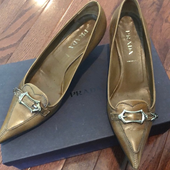Prada Shoes - Picture 2 of 7